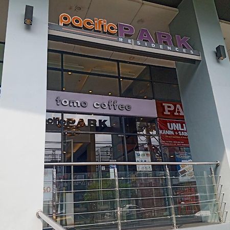 קואזון סיטי Pacific Park Hotel מראה חיצוני תמונה