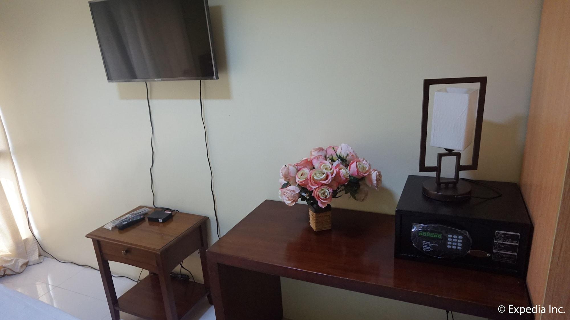 קואזון סיטי Pacific Park Hotel מראה חיצוני תמונה
