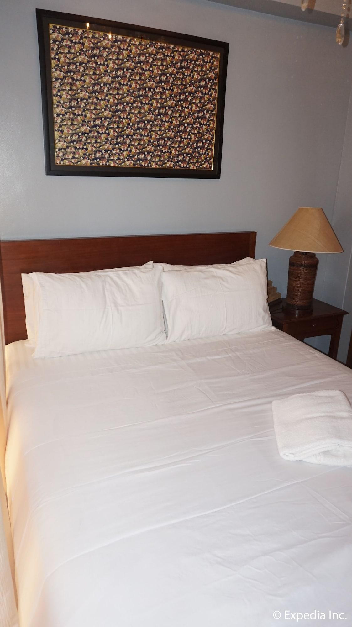 קואזון סיטי Pacific Park Hotel מראה חיצוני תמונה