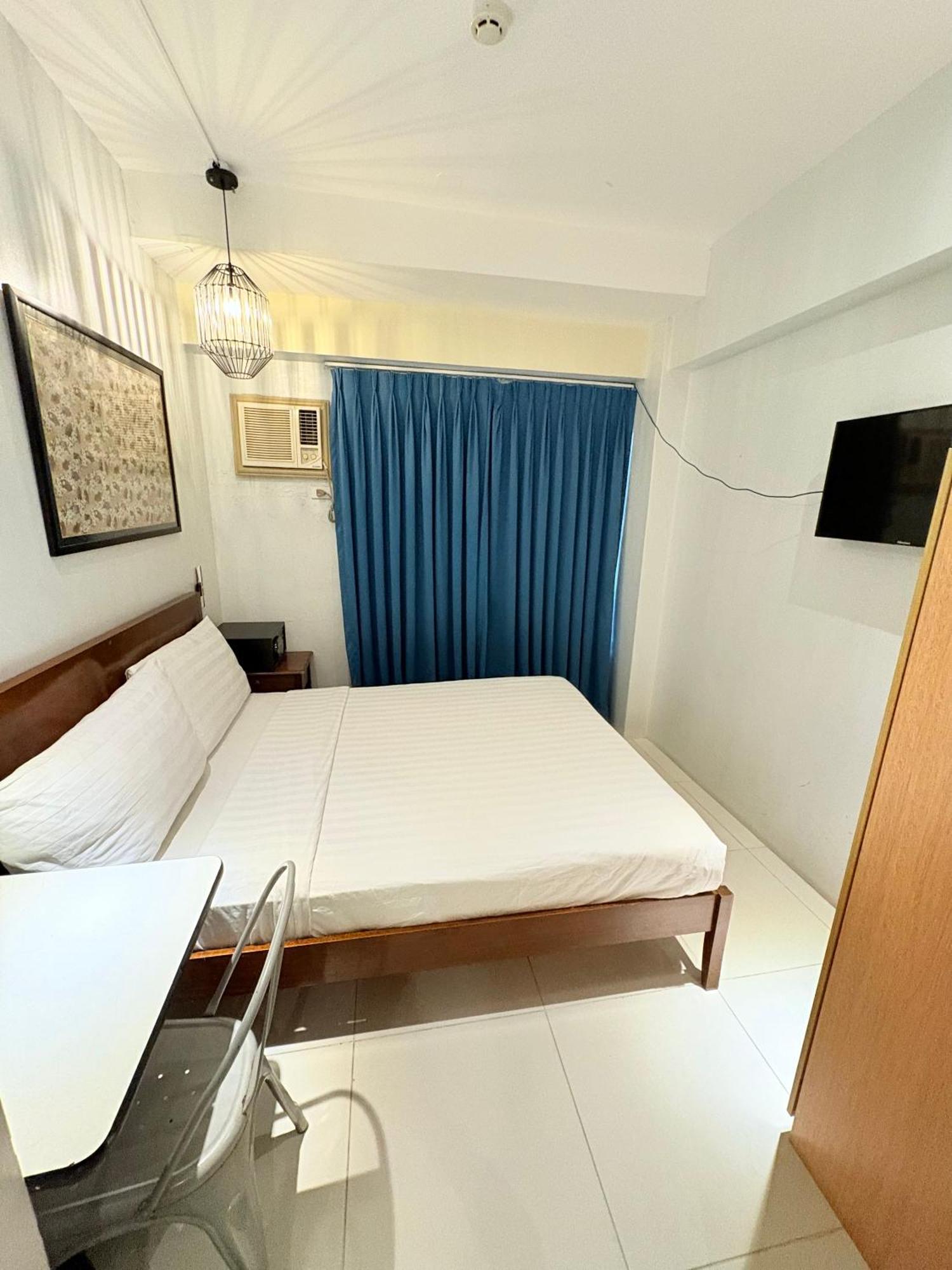קואזון סיטי Pacific Park Hotel מראה חיצוני תמונה