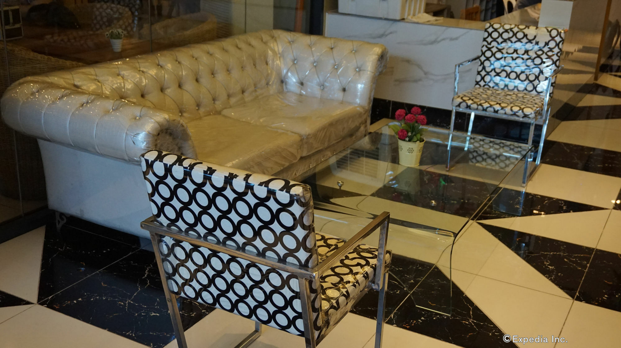 קואזון סיטי Pacific Park Hotel מראה חיצוני תמונה